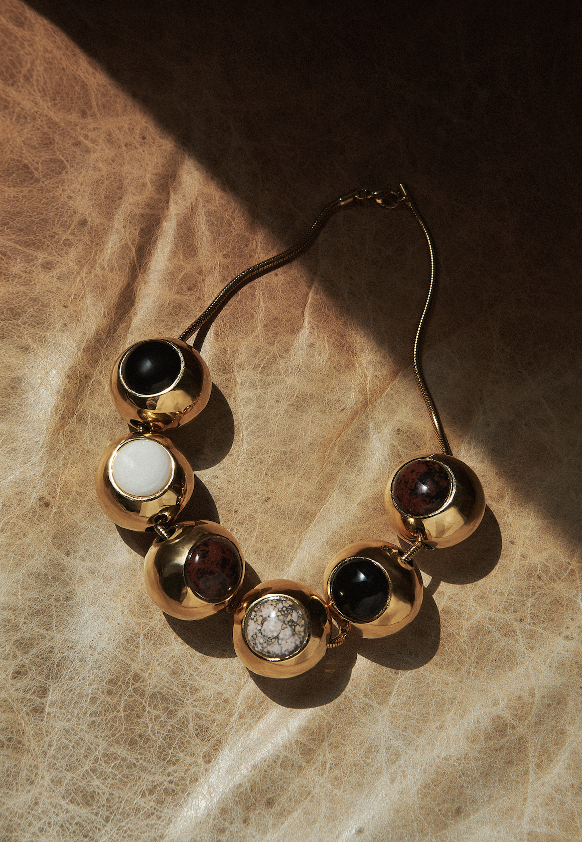 Collares
